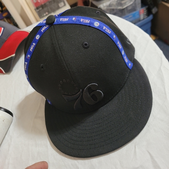 NBA PHILLY 76ers SNAPBACK - Picture 4 of 7